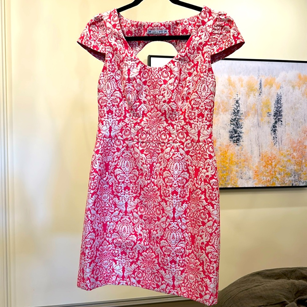 Women’s Yoana Baraschi pink and silver cap sleeve cocktail dress